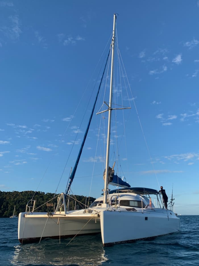 Catamaran huren voor een hele dag in Nosy Be