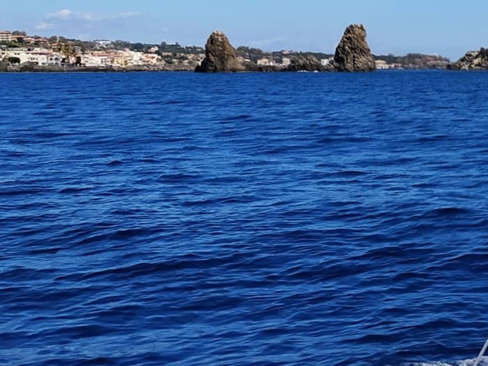 Ontdek Catania in één dag: pure ontspanning aan de Italiaanse zee.
