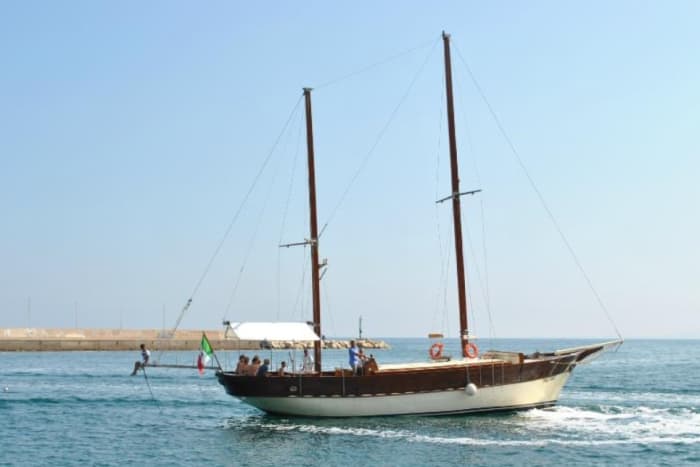 Luxus neu definiert auf Ischia: Ein unvergesslicher Tag auf einer Gulet