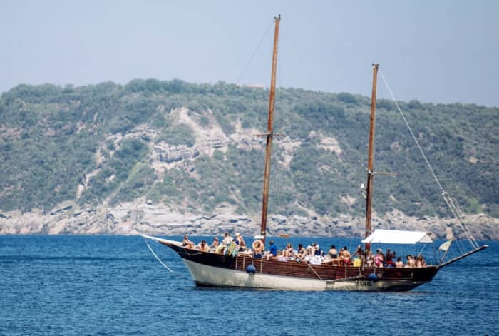 Luxus neu definiert auf Ischia: Ein unvergesslicher Tag auf einer Gulet