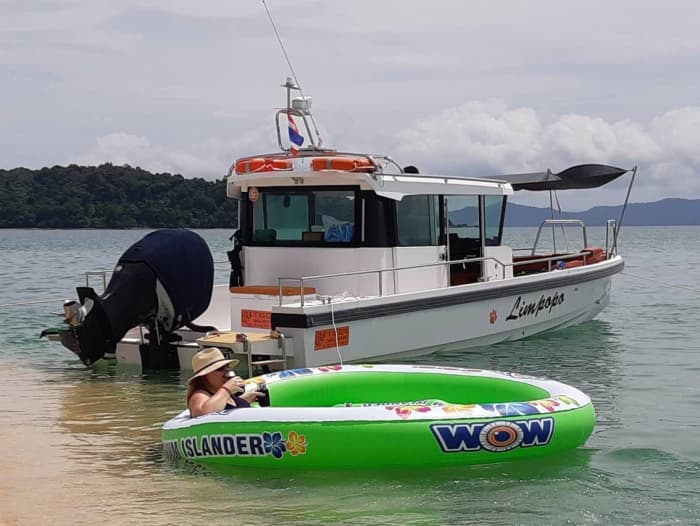 Aventura de isla en isla tropical: explora Khai, Maiton y Rangyai en un día