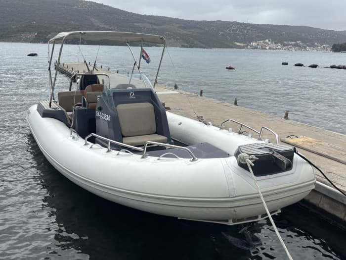 Scenic Full-Day Cruise Around Split Islands