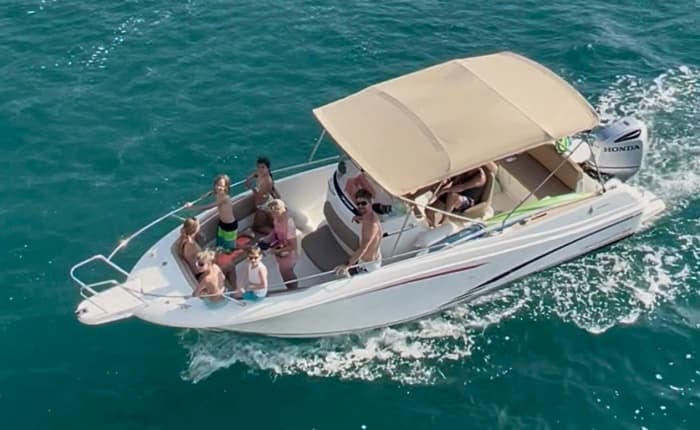 Blue Lagoon & Maslinica Half-Day Tour