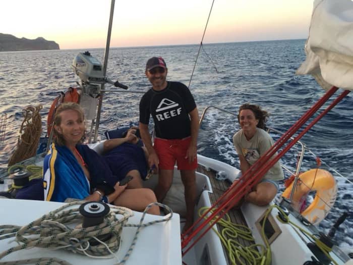 Your own Greek Odyssey: A 8h voyage on a sailboat
