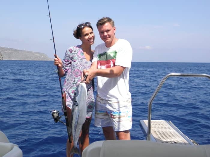 Your own Greek Odyssey: A 6h voyage on a motorboat