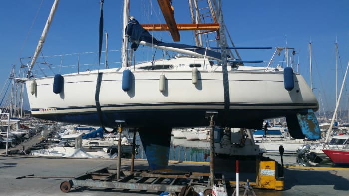 Set your course for joy: A full day of authentic sailing in Marseille on a sailboat