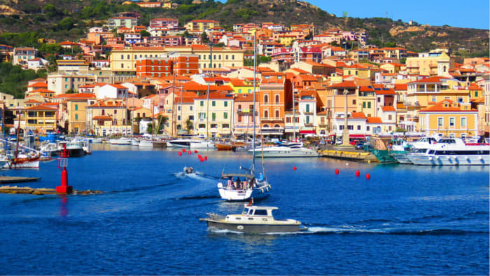 Sardinian Dream: Full-Day Archipelago Tour from Palau to Budelli