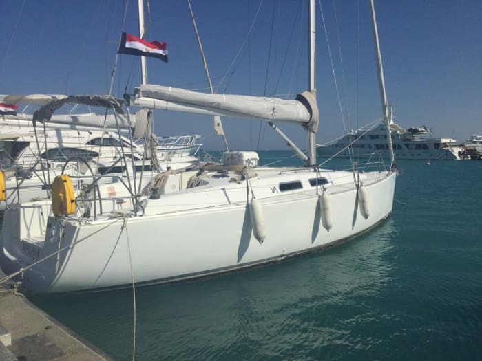 Geniet van een hele dag zeilen in Hurghada op een zeilboot.