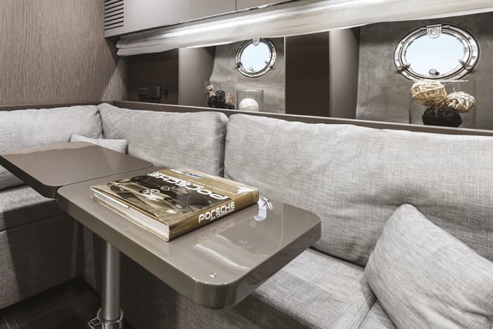 Dream on the Sea – From Naples to Ischia and Procida by Yacht