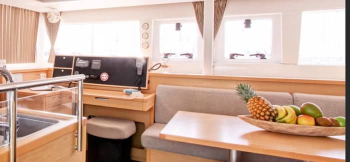 Expérience personnalisée en catamaran entre Amalfi, Capri et Sorrente