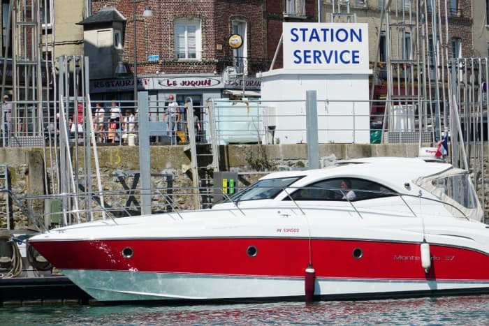 Découvrez Saint-Valery-sur-Somme lors d'une excursion d'une journée en bateau à moteur.