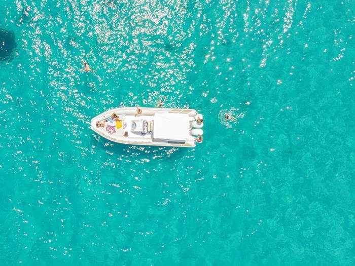 Relax on a motorboat in San Vito Lo Capo for 3h30