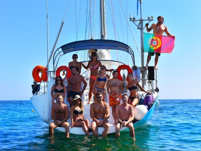 Le rythme d'Albufeira : des moments inoubliables sur un voilier