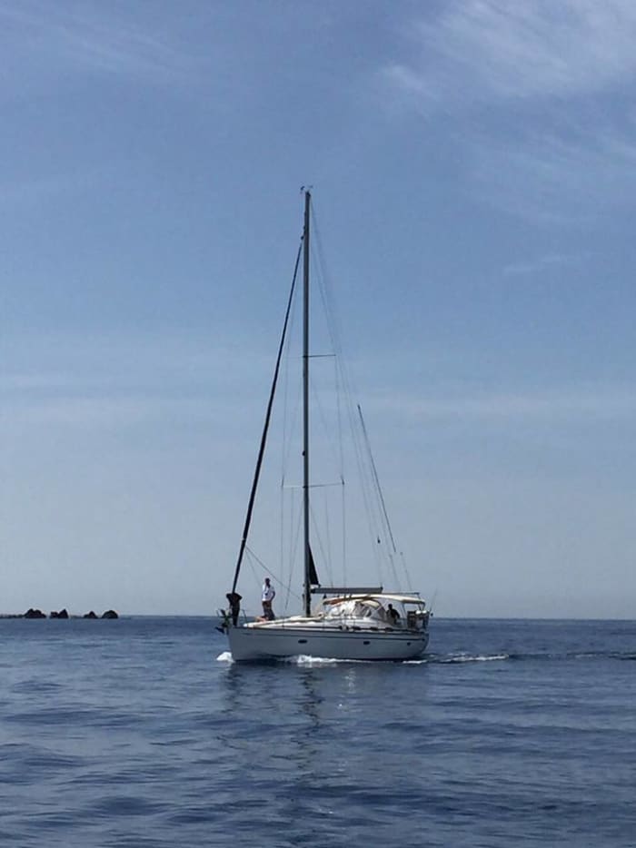 Half-day sailing experience on a sailboat in Santorini