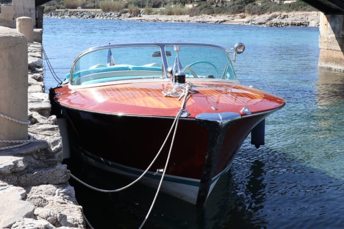 Discover the Gulf of Saint-Tropez by boat