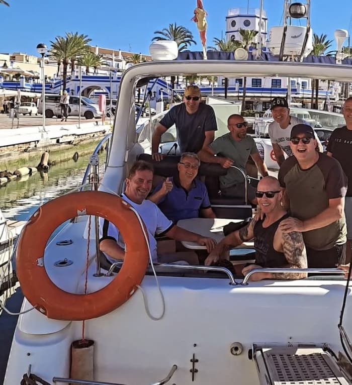 4-stündige Entdeckungstour an der Küste ab Puerto Deportivo de Estepona