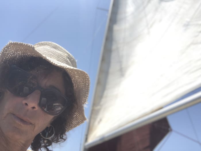 Hands on Sailing experience with a live-aboard Mermaid 🧜‍♀️