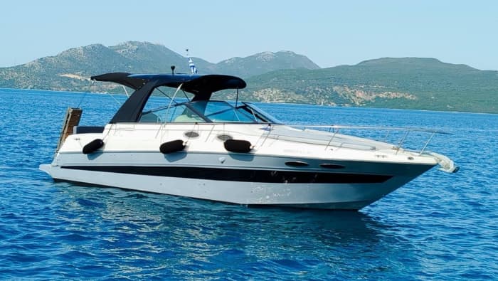 Votre propre Odyssée grecque : un voyage de 8 heures en bateau à moteur