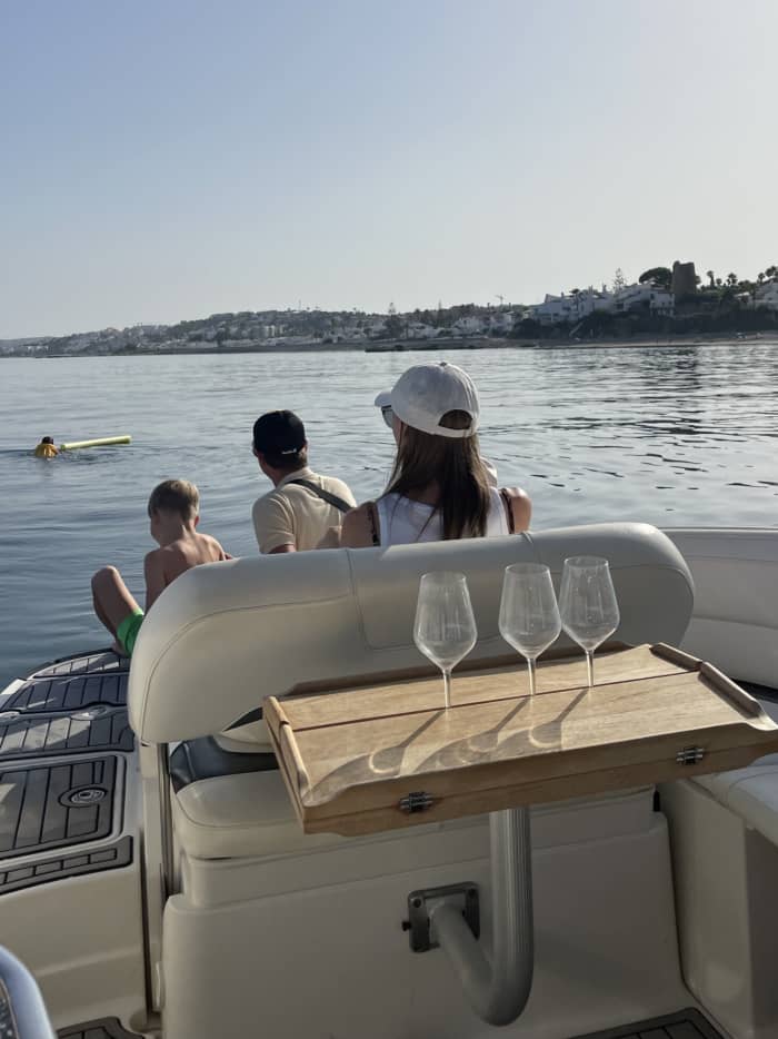 Privéboot met kapitein in Estepona - 4 uur vanaf €690