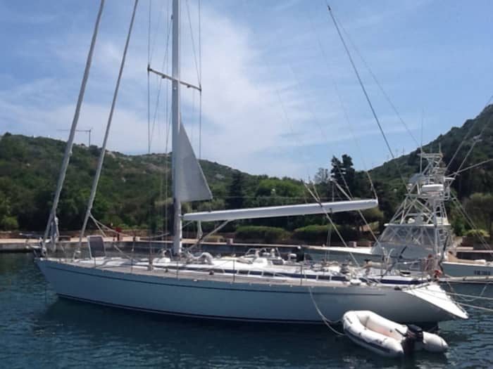 Spend a 8h30 sailing around Porto Cervo on a sailboat