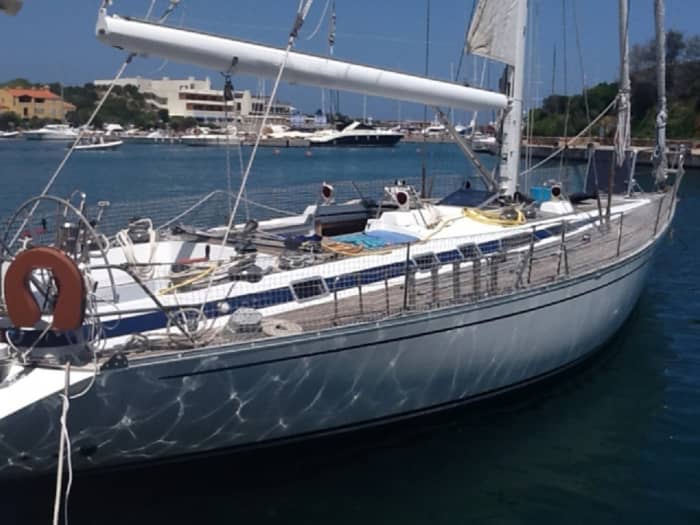 Spend a 8h30 sailing around Porto Cervo on a sailboat
