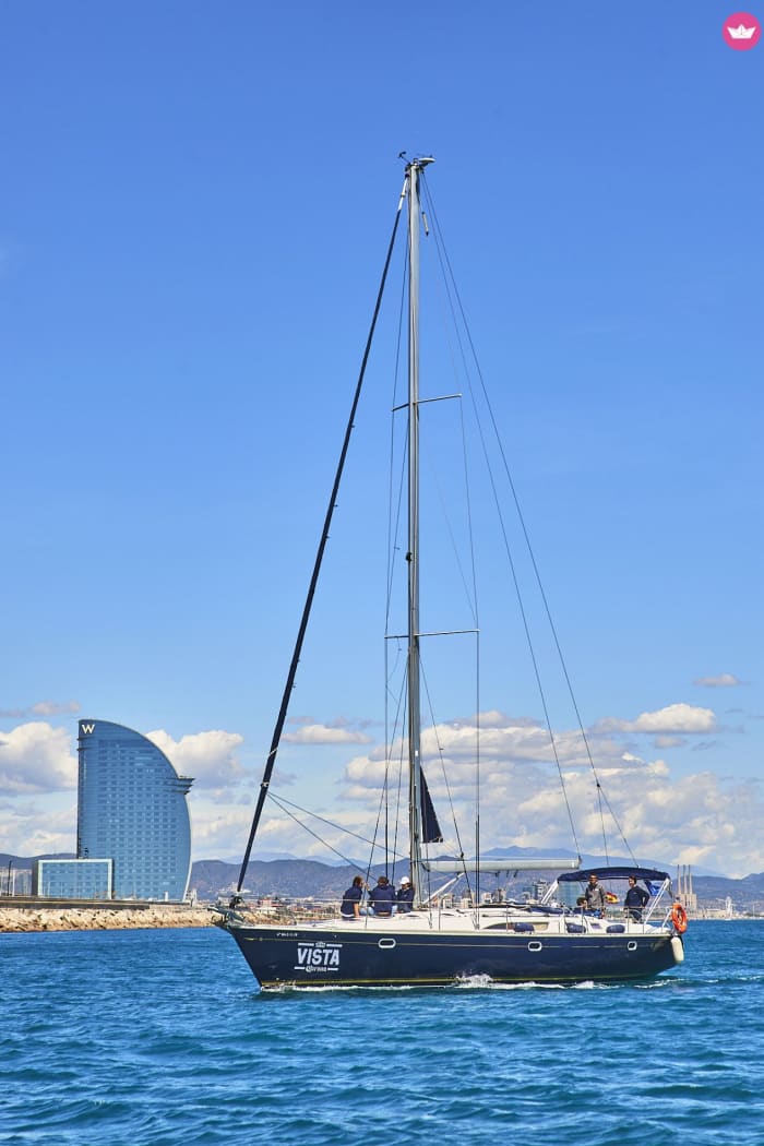 Magnificent Sailing Tour along the Barcelona Coast