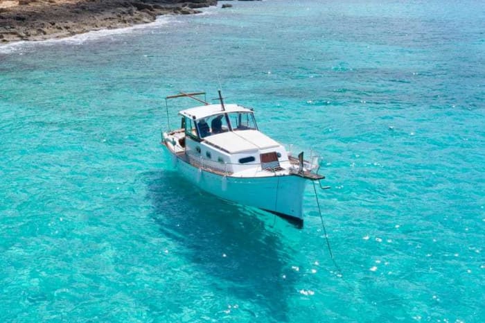 Ontdek de baai van Palma aan boord van een klassieke houten Llaüt.