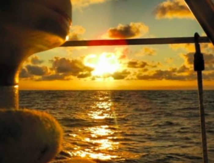 Genießen Sie einen ganzen Tag Segeln in Palamós auf einem Segelboot