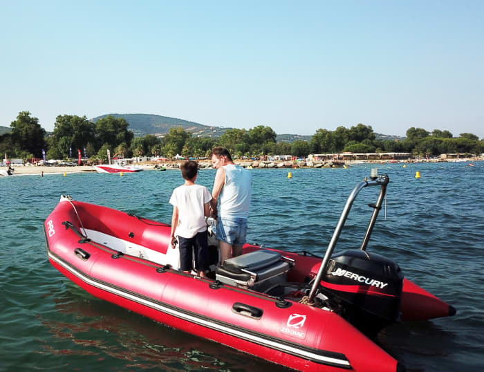 Half-day Grimaud discovery: Your short escape on a motorboat