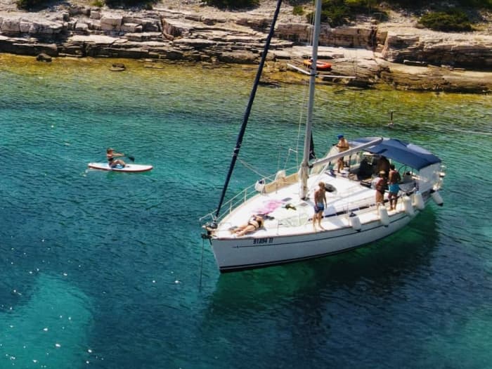 Explore the hidden bays of Tisno on a sailboat