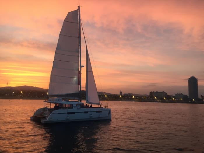 Luxury catamaran experience in Barcelona for groups