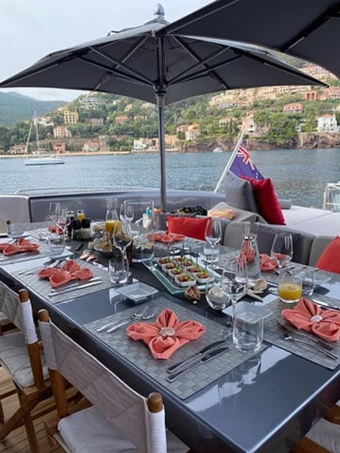 Une expérience unique haut de gamme de Cannes à Saint-Tropez !