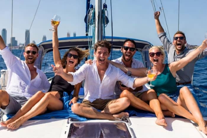 Shared sailing trip along the Barcelona coast