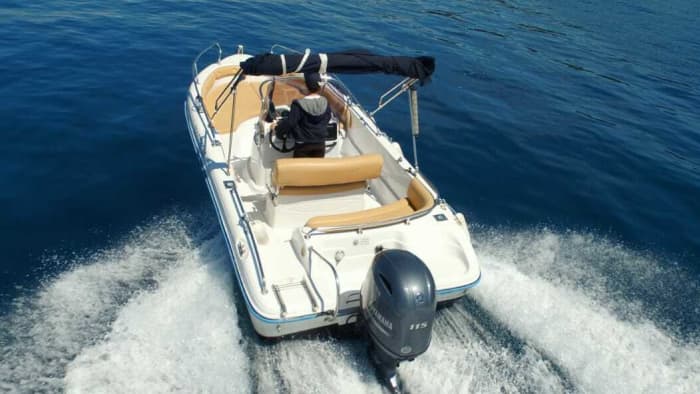 Une journée à Malinska sur un bateau à moteur