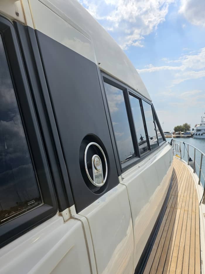 Hele dag jachtcruise voor maximaal 10 personen – Ontdek de schoonheid van de wateren van Mykonos