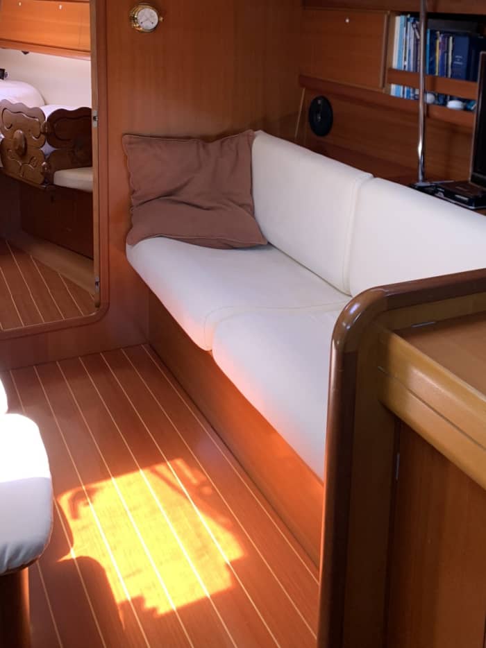 The rhythm of Rodi Garganico: Unforgettable moments on a sailboat