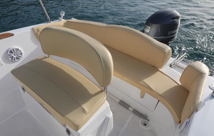 Enjoy the sun on a 9h boat trip in Trogir