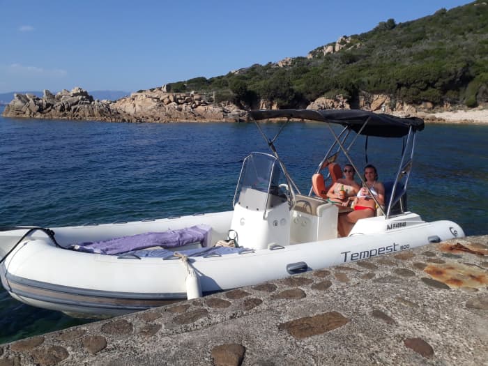 Entdecken Sie Porticcio auf einem Ganztagesausflug mit dem Motorboot