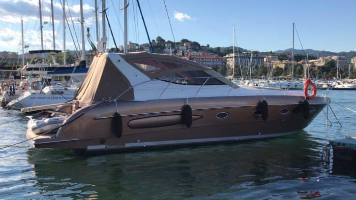 Ihr Tag in La Spezia: Mieten Sie ein Motorboot für einen ganzen Tag voller Entdeckungen