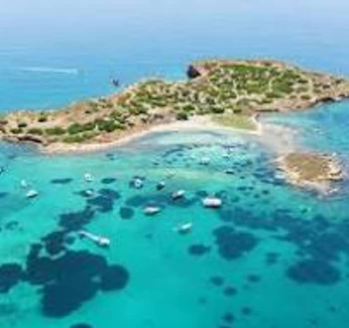 Half Day Cruise to Hydrousa Island