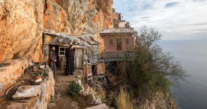 Island Hopping Adventure: A Full Day Exploring Ammouliani & Diaporos
