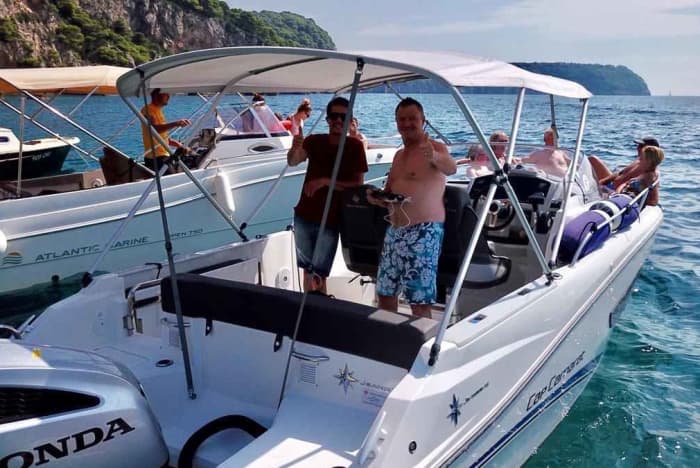 Ihr Tag in Cavtat: Mieten Sie ein Motorboot für einen ganzen Tag voller Entdeckungen