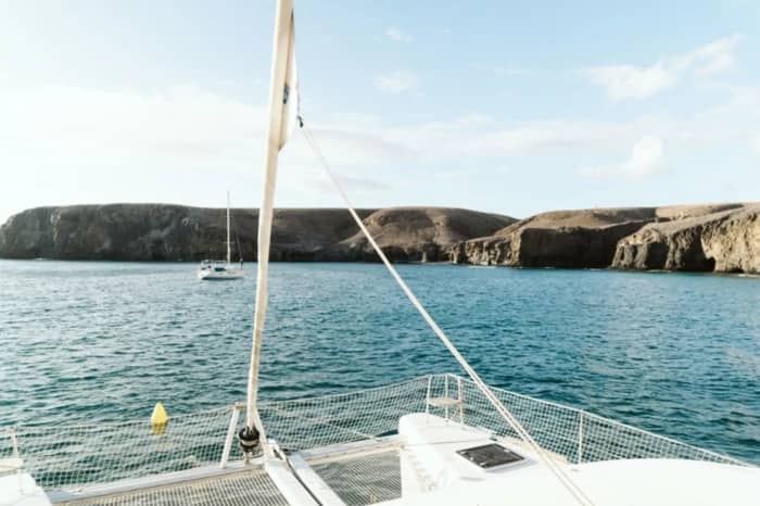 Äventyr på Ibiza: Segla till Es Vedrá och upptäck hemliga platser