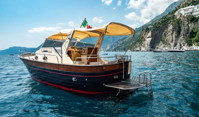 De Nerano à Capri : excursion privée d'une journée en bateau
