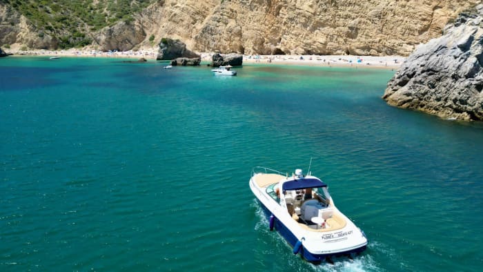 Ein Tag in Sesimbra mit einem Motorboot