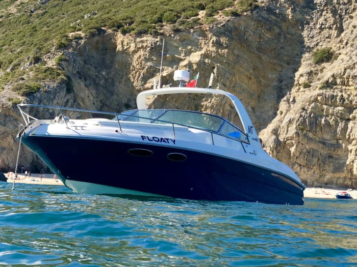 Ein Tag in Sesimbra mit einem Motorboot
