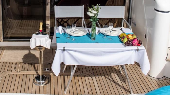 Halbtageskreuzfahrt mit der luxuriösen Princess 61 in Ayia Napa