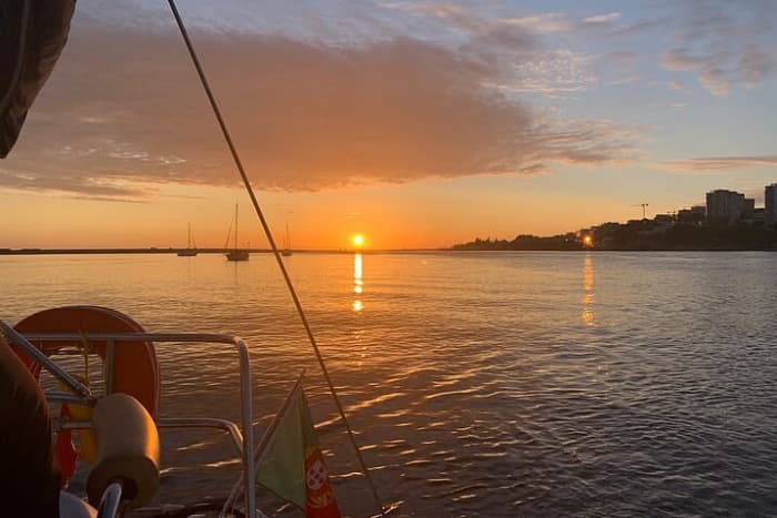 Crociera al tramonto all'ora d'oro: vivi Porto al crepuscolo