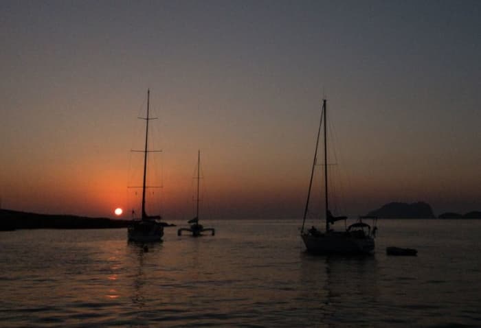 Sunset Sailing – Estaque Cove – Aperitif-snorkeling at sunset