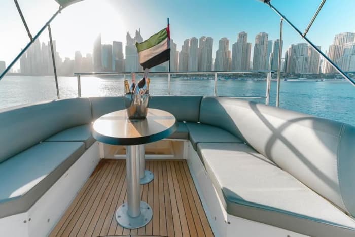 Dubai Marina: 4-Hour Premium Full Coastal Discovery